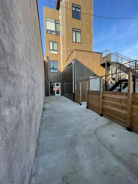 More Photos Of 5111 Georgia Ave NW, Washington Restaurant For Lease