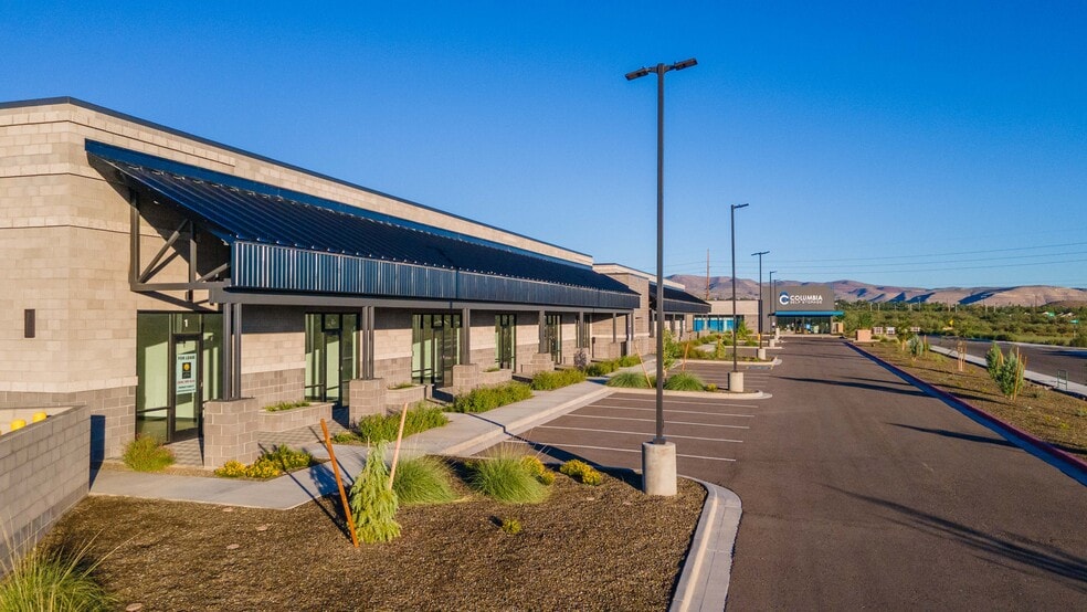 More Photos Of 42 N Alamos Dr, Cottonwood Office For Lease