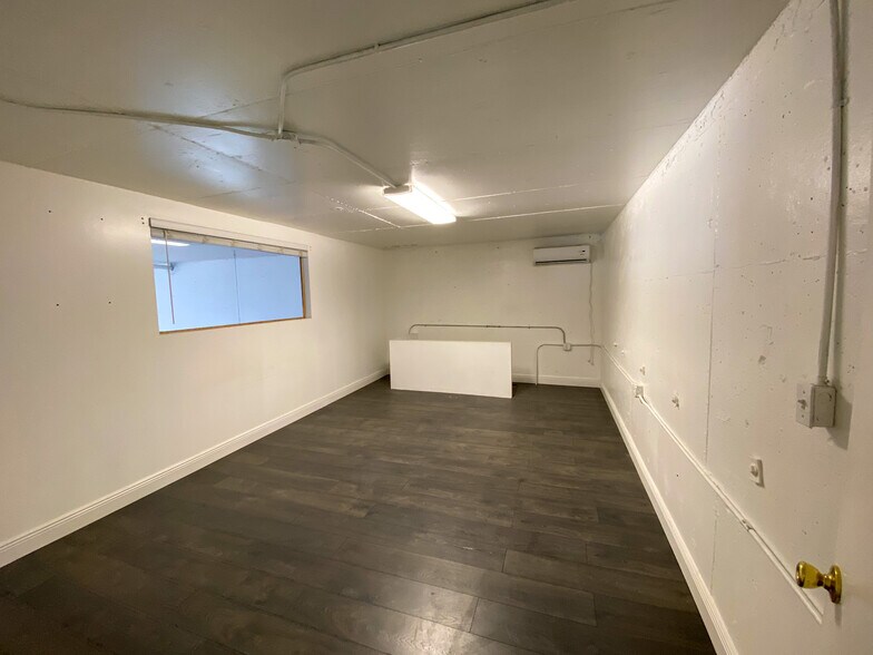 More Photos Of 2845 NW 35th St, Miami Warehouse For Sale