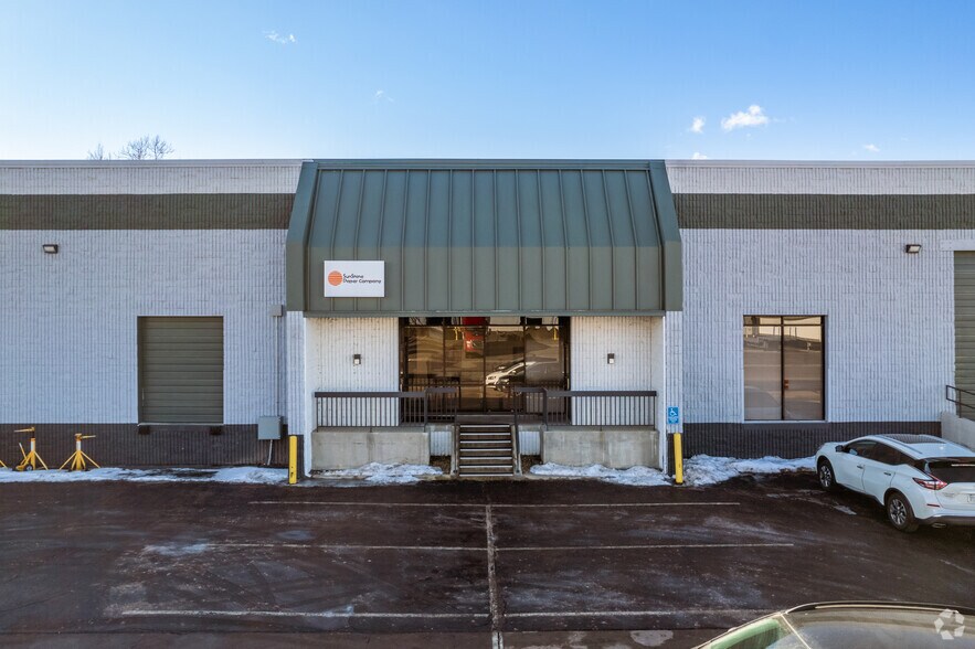 More Photos Of 12650 E 33rd Ave, Aurora Distribution For Lease