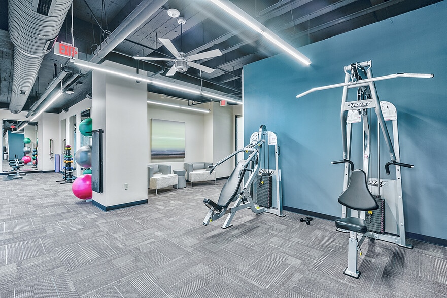 More Photos Of 3100 Monticello Ave, Dallas Office For Lease