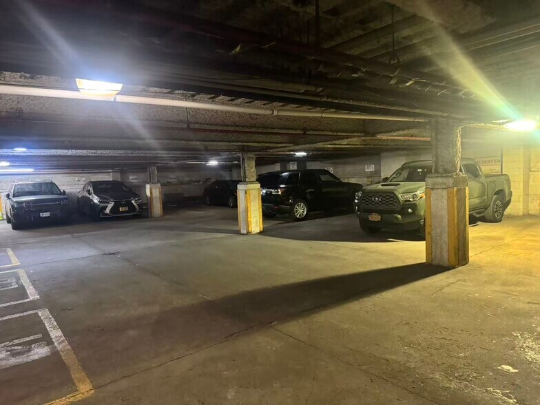 More Photos Of 4322 50th St, Flushing Medical For Sale