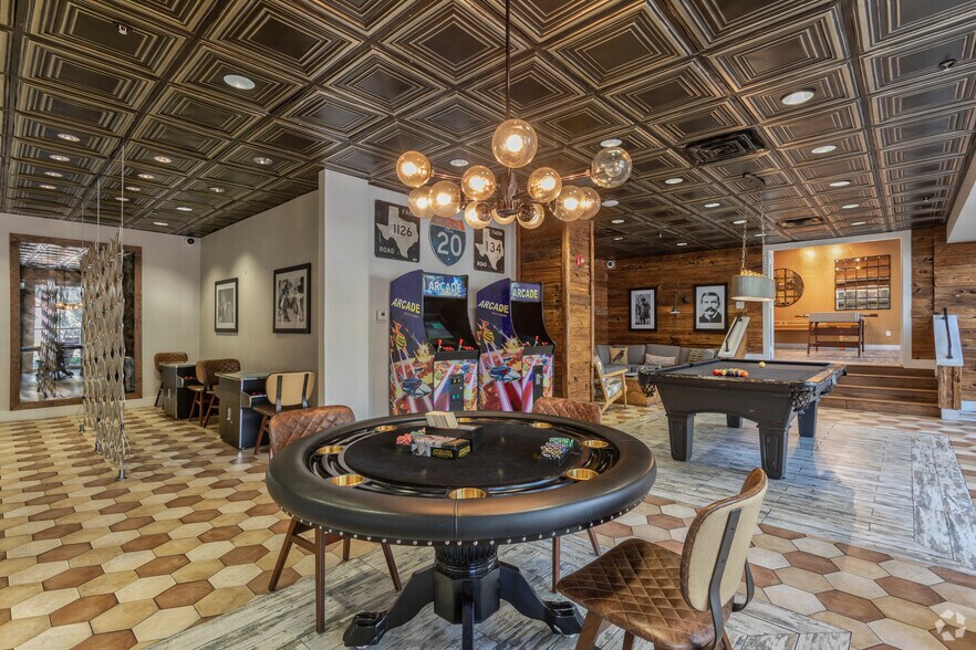 More Photos Of 385 E Las Colinas Blvd, Irving Apartments For Lease