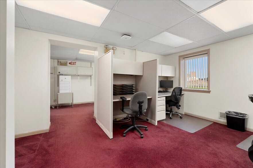 More Photos Of 1660 Champlin Ave, Utica Office Residential For Sale