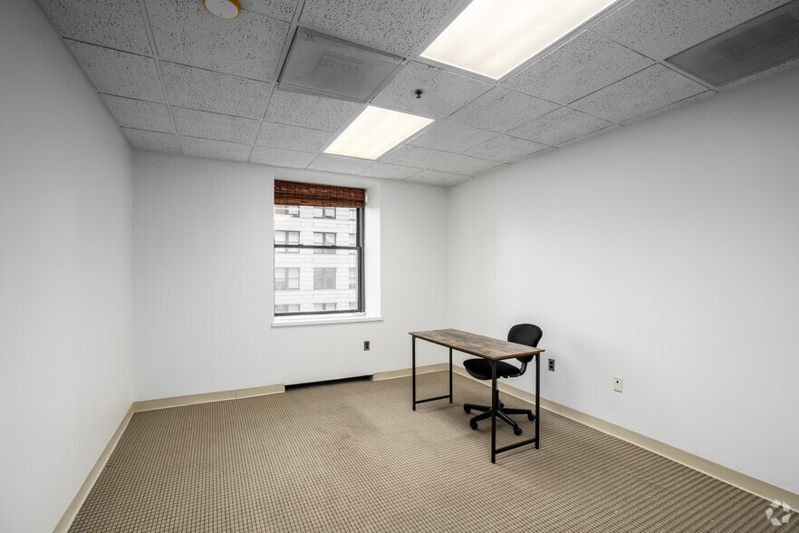 More Photos Of 121 S Broad St, Philadelphia Coworking Space