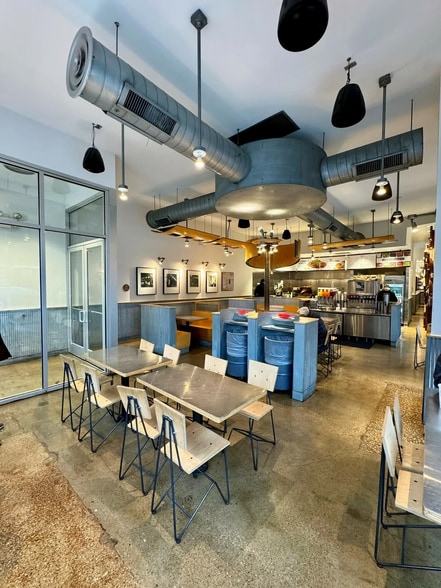 More Photos Of 1023-1025 W Belmont Ave, Chicago Storefront For Sale