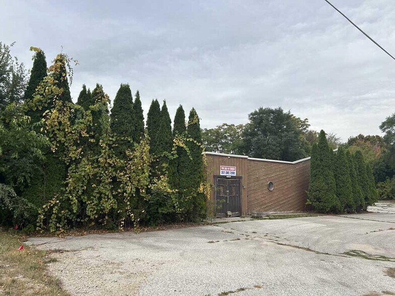 More Photos Of 2598 Oceana Dr, Shelby Restaurant For Sale