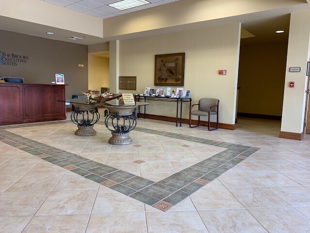 More Photos Of 9990 Coconut Rd, Estero Medical For Lease