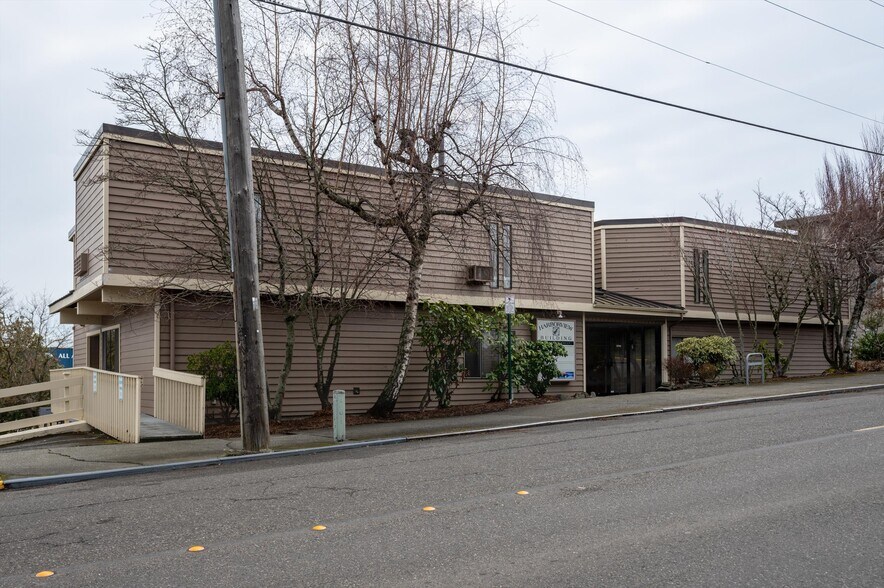 More Photos Of 1111 W Holly St, Bellingham Office For Lease