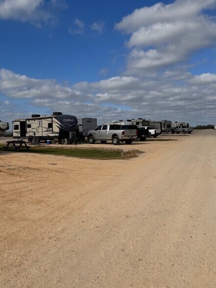 More Photos Of 2049 Interstate 10, Weimar Manufactured Housing Mobile Home Park For Sale