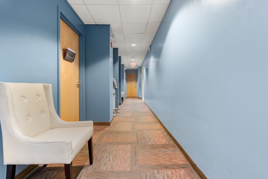 More Photos Of 400 Commonwealth Ave, Boston Medical For Sale