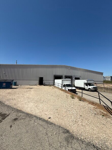 More Photos Of 2226 Springboro Pike, Dayton Manufacturing For Sale