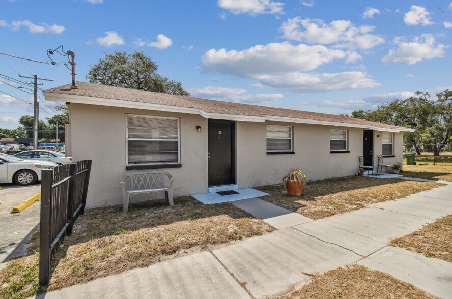 More Photos Of 4507-4517 E Giddens Ave, Tampa Multifamily For Sale
