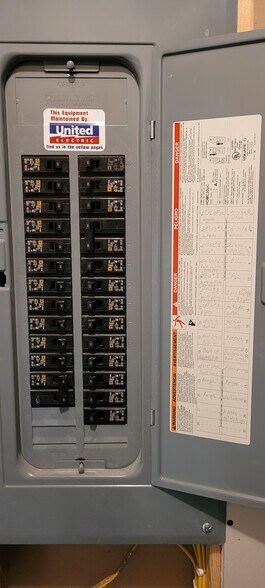 More Photos Of 3101 Vaughn Rd, Great Falls Flex For Sale