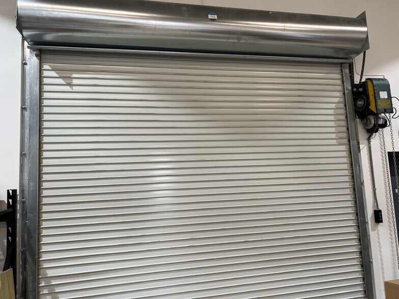 More Photos Of 263 NE 61st St, Miami Office For Lease