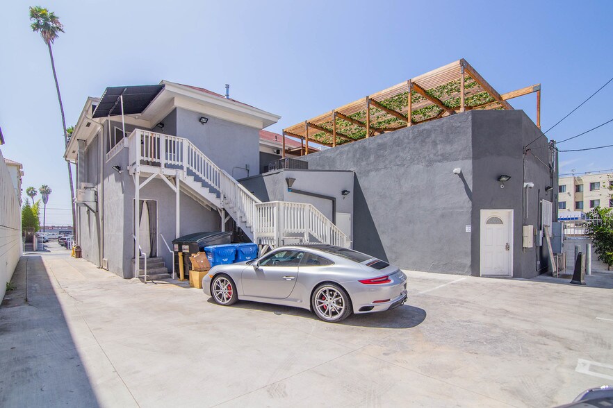 More Photos Of 300-302 S Mariposa Ave, Los Angeles Storefront Retail Office For Lease