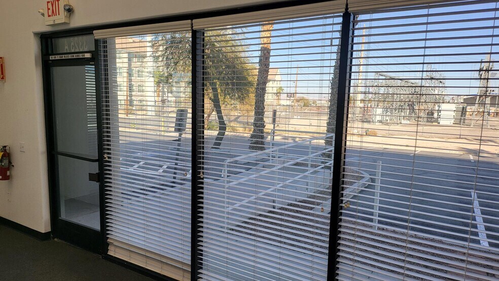More Photos Of 3325-3326 W Oquendo Rd, Las Vegas Warehouse For Lease
