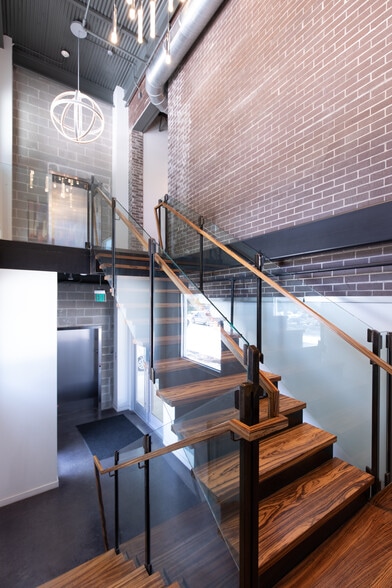 More Photos Of 3100 Fannin St, Houston Storefront Retail Office For Lease