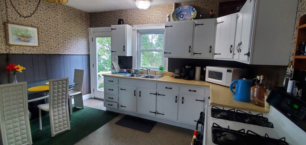 More Photos Of 138 Grand View Ave, Quincy Apartments For Sale