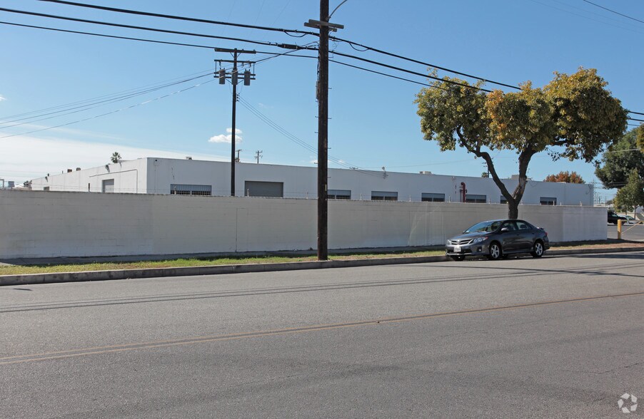 More Photos Of 16400 Garfield Ave, Paramount Warehouse For Lease