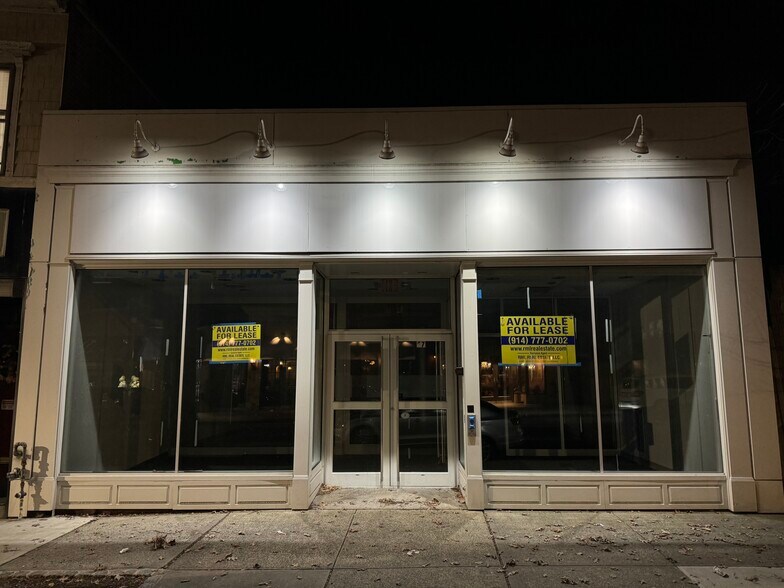 More Photos Of 57 Purchase St, Rye Bank For Lease