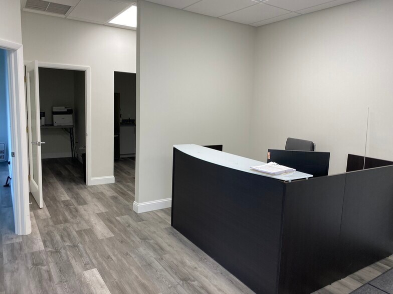 More Photos Of 3590 SW 30th Ave, Fort Lauderdale Warehouse For Sale