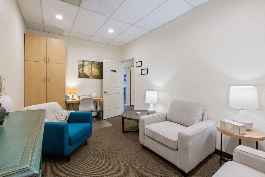 More Photos Of 101-161 S California Ave, Palo Alto Apartments For Sale