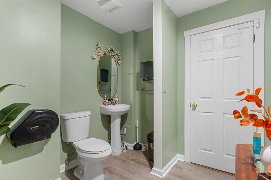 More Photos Of 605-607 Main St, Boonton Storefront Retail Residential For Sale