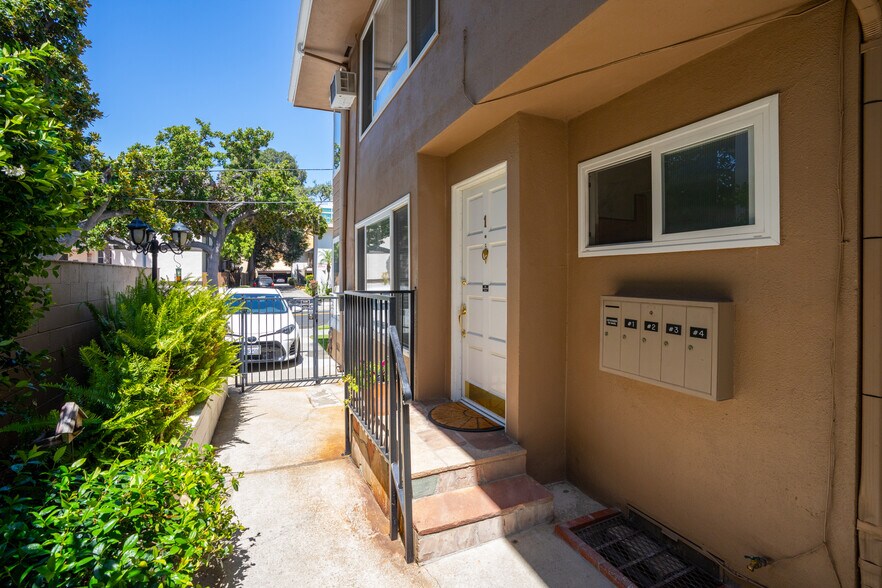 More Photos Of 200 S Madison Ave, Pasadena Apartments For Sale