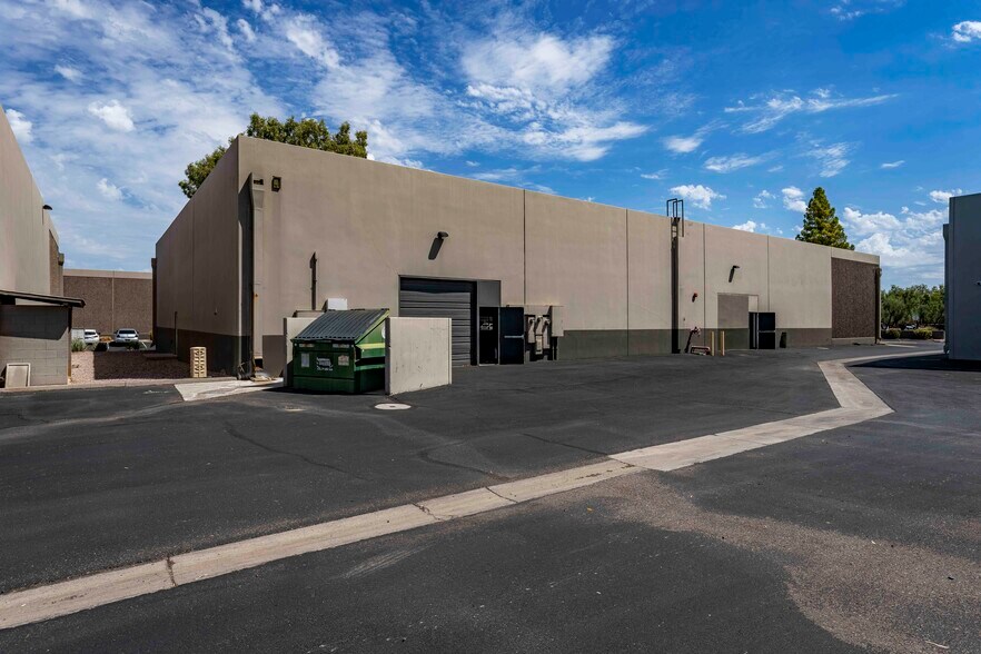 More Photos Of 5010 S Ash Ave, Tempe Unknown For Lease