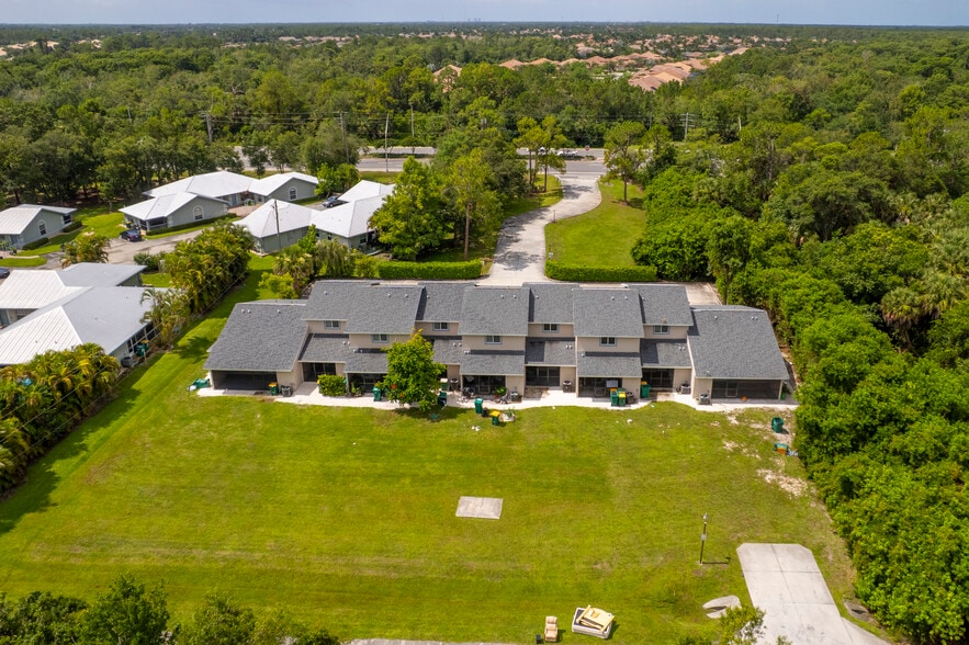 More Photos Of 6240 Rattlesnake Hammock Rd, Naples Apartments For Sale