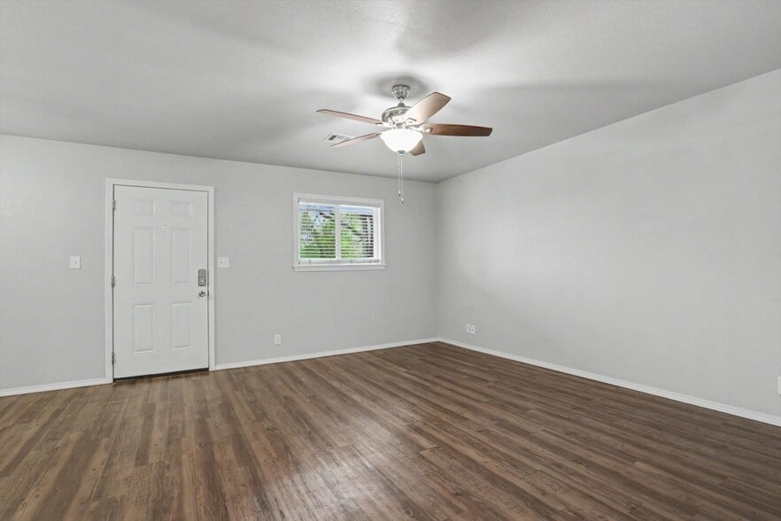 More Photos Of 15351 W Highway 66, Sapulpa Apartments For Sale