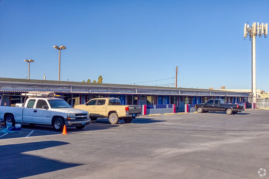 More Photos Of 3305 Fremont St, Las Vegas Hotel For Sale