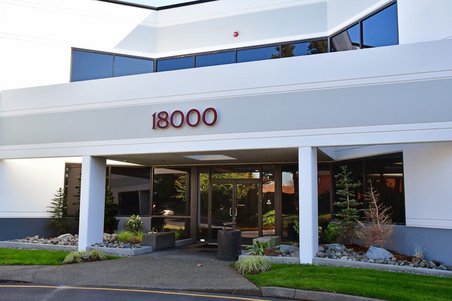 More Photos Of 18000 72nd Ave S, Kent Flex For Lease