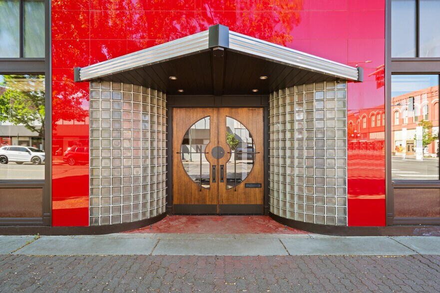 More Photos Of 103-116 W 3rd Ave, Ellensburg Restaurant For Lease