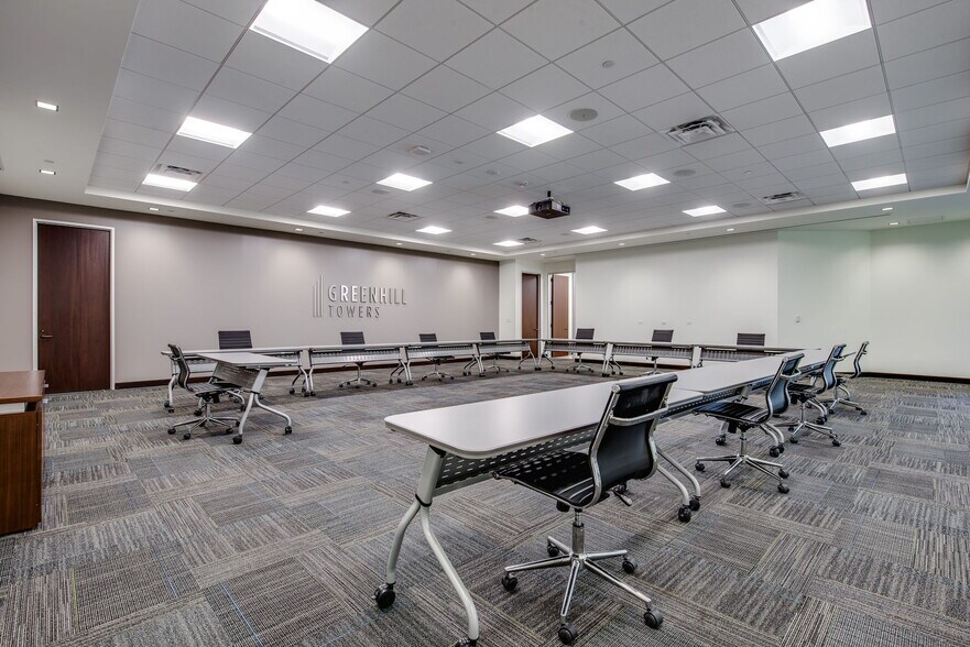 More Photos Of 14131 Midway Rd, Addison Office For Lease