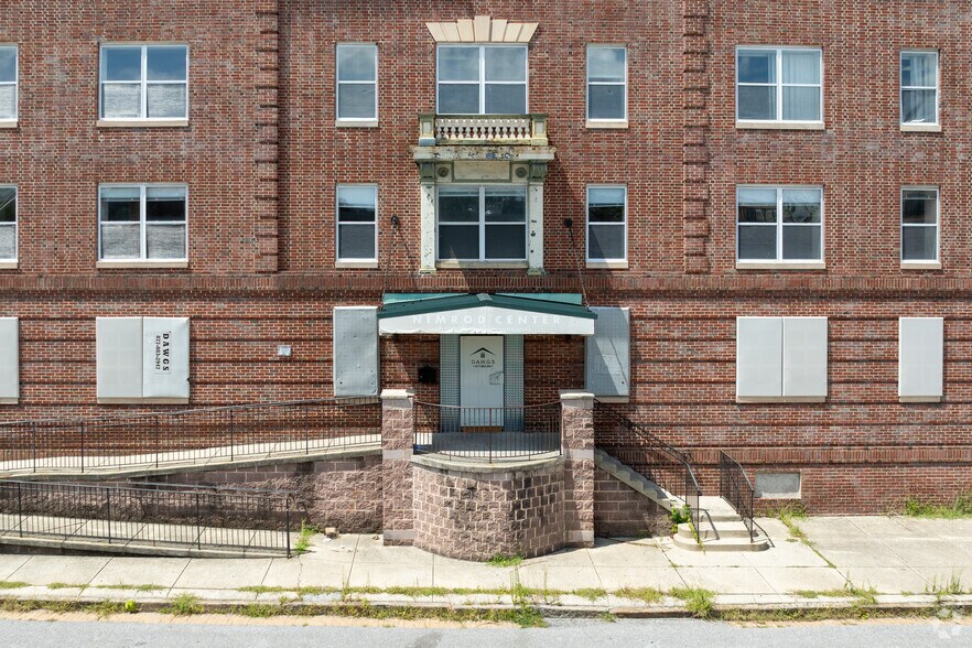 More Photos Of 1701 Madison Ave, Baltimore Medical For Sale