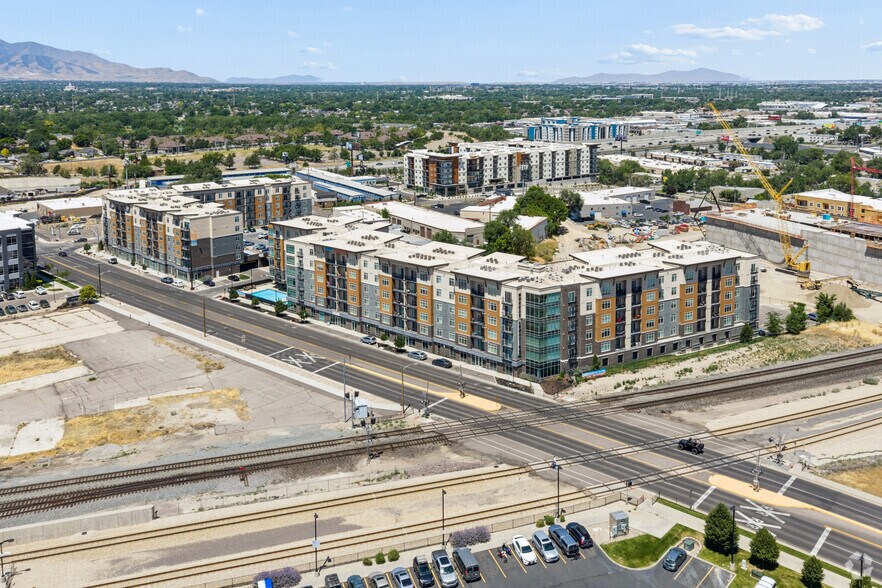 More Photos Of 196 W Vine St, Murray Apartments For Lease