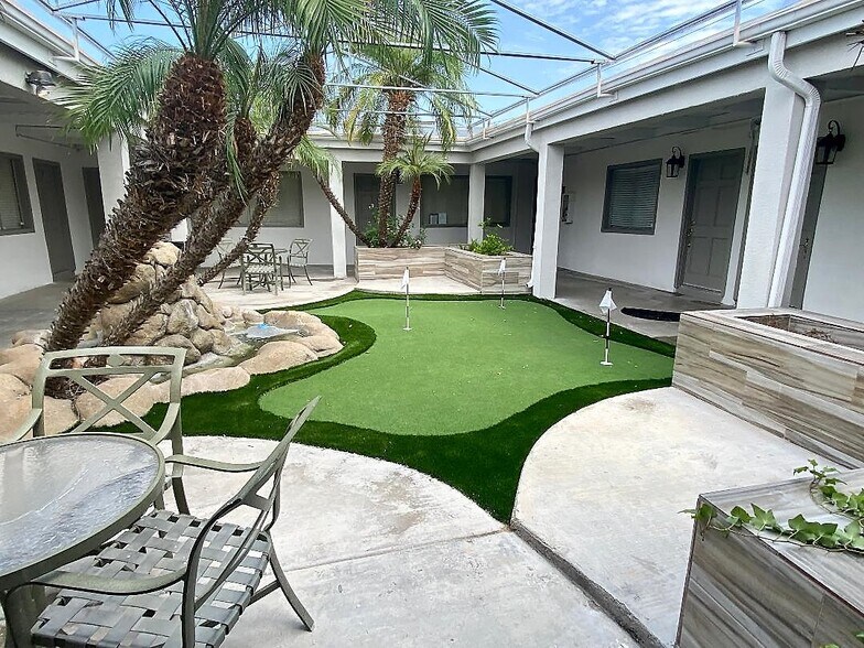 More Photos Of 14819 N Cave Creek Rd, Phoenix Office For Lease