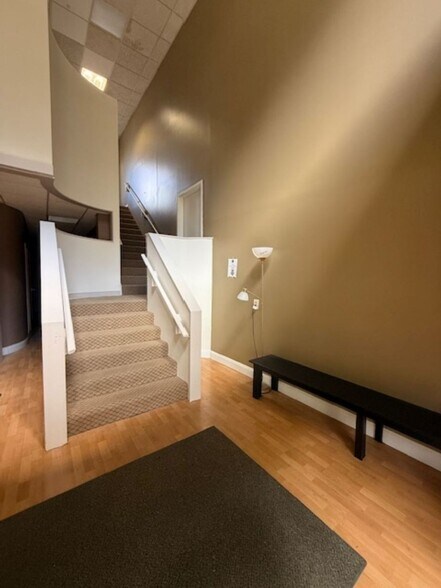 More Photos Of 1350 Tidwell Dr, Alpharetta Office For Lease