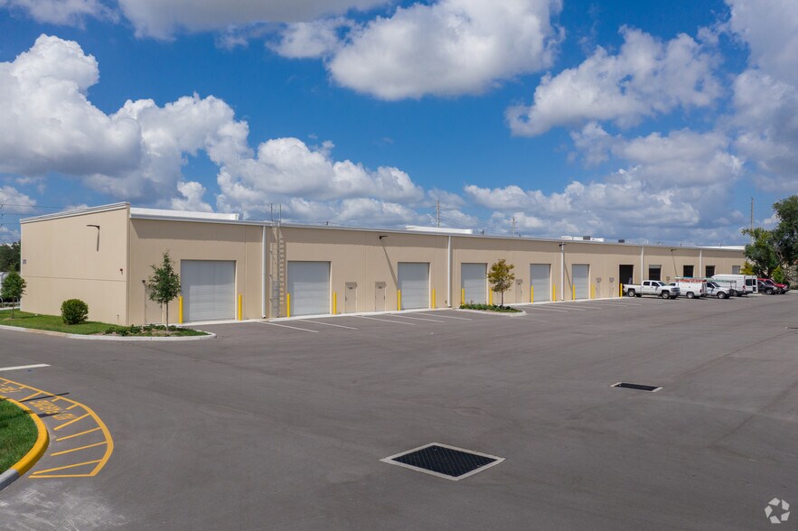 More Photos Of 8123 S Orange Ave, Orlando Industrial For Lease