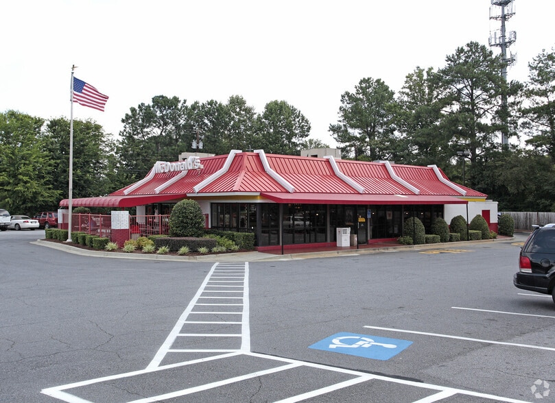 More Photos Of 1015 S Cobb Dr SE, Marietta Fast Food For Lease