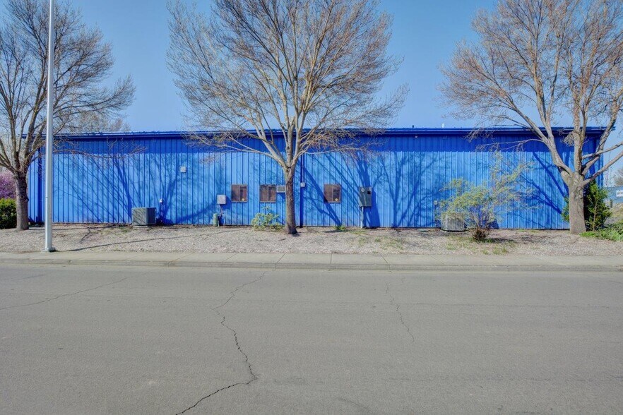 More Photos Of 2465 Avenue A, White City Freestanding For Sale