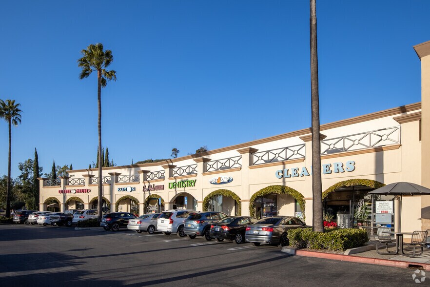 More Photos Of 26731-26771 Portola Pky, Foothill Ranch Unknown For Lease