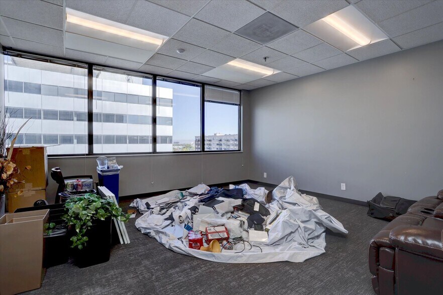 More Photos Of 140 E 19th Ave, Denver Office For Sale