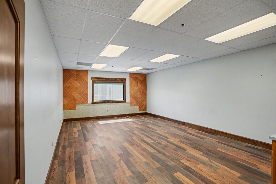 More Photos Of 3025 Kathryn Ave NE, Albany Warehouse For Lease