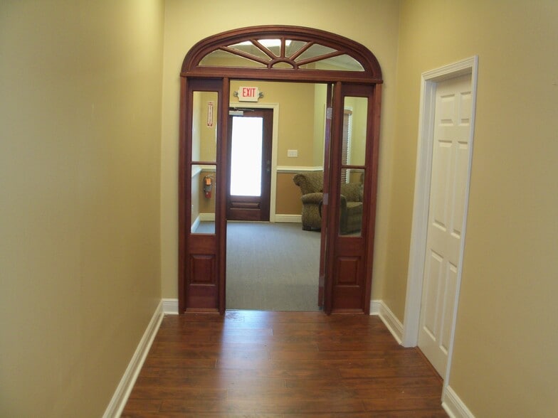 More Photos Of 13155 Shriners Blvd, Biloxi Medical For Lease