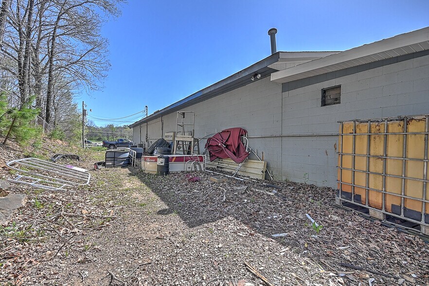 More Photos Of 2905 Cherokee Park Rd, Morristown Auto Dealership For Sale