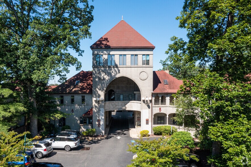 More Photos Of 130 Maple Ave, Red Bank Medical For Lease