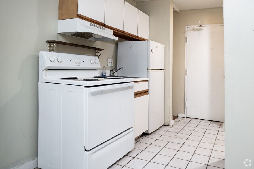 More Photos Of 35 Chestnut St, Rochester Apartments For Sale